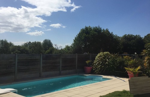 Anctoville-sur-Boscq Casa | Maison Moderne Avec Piscine Chauffée Dans la Baie du Mont st Michel 200m2