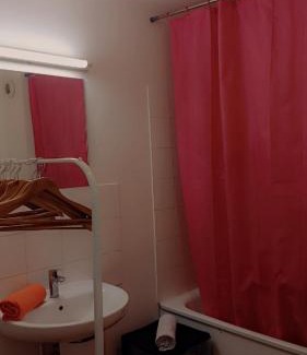 Pantin Apartamento | Maison Montfermeil T2 proche Disney, CDG et Val d'Europe