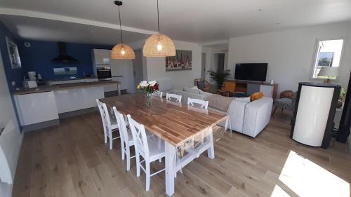 Cleder Casa | Maison neuve à deux pas de la superbe plage des Amiets