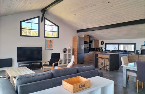 Lacanau-Ocean Casa | Maison Neuve sur Pilotis Située à L'entrée de Lacanau-océan