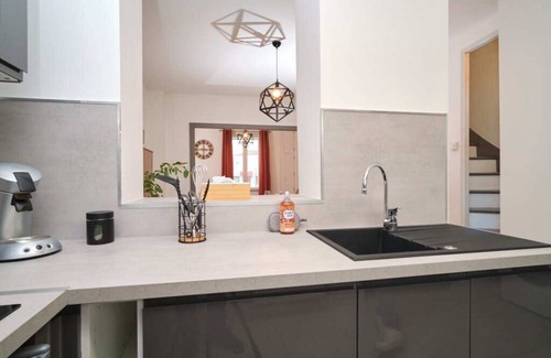 Rethel Casa | Maison Paisible Avec Petit Jardin Clôturé