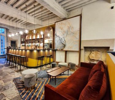 Centre Sud Hotel | Maison Philippe Le Bon Hôtel, Restaurant & Bar le 19
