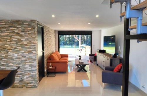 Camelas Casa | Maison piscine jeux à la campagne