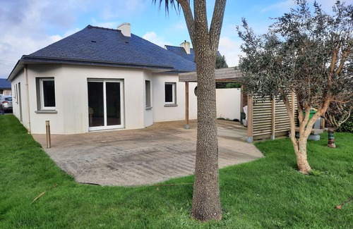 Ploudalmezeau Casa | Maison Plain-pied sur Terrain Clos, à Proximité du Port et des Plages