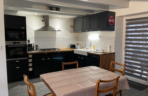 Gerzat Casa | Maison Pour une Escale ou Pour se Détendre Toute Équipée et Très Bien Située