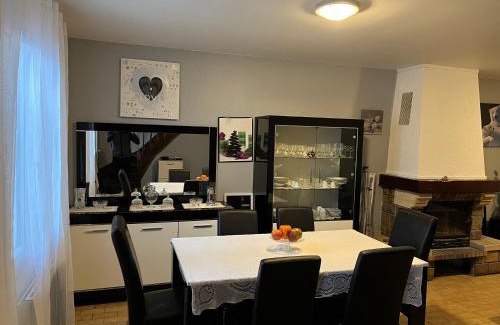 Goussainville Apartamento | Maison proche de l'aéroport CDG-Paris