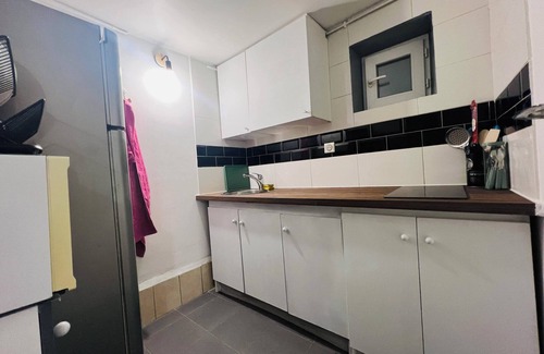 Villemomble Casa | Maison Proche de Paris et Disneyland et CDG Paris. 2 personne 1chambre,1salon.
