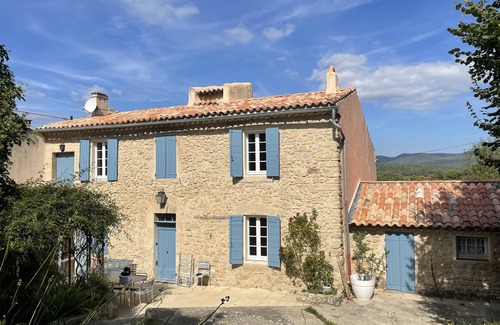 Grambois Casa | Maison Provençale Dans le Luberon Avec Piscine !