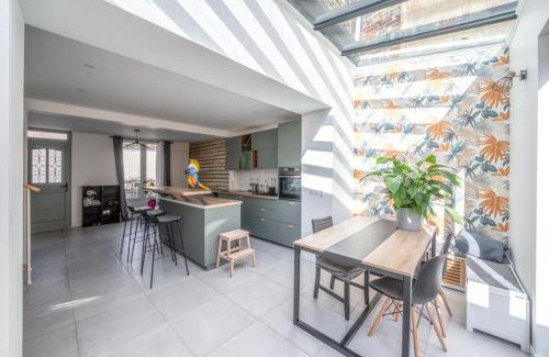 Malakoff Casa | Maison rénové proche Paris 15.