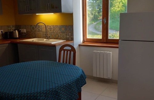 Givors Casa | Maison Rénovée à la Campagne