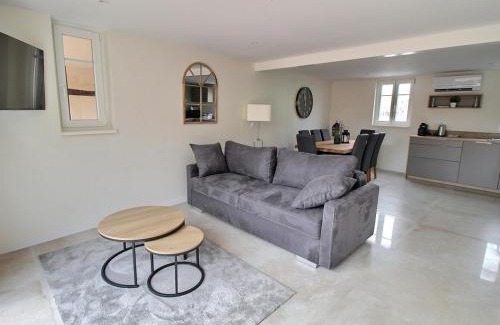 Geispolsheim Casa | Maison rénovée avec 3 chambres, terrasse et parking, à 17 min de Strasbourg - FR-1-722-5