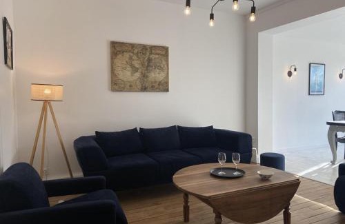 Moulins Casa | Maison rénovée avec jardin clos, proche du centre historique, idéale pour famille ou télétravail - FR-1-489-439