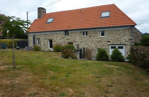 Saint-Ebremond-de-Bonfosse Casa | Maison rénovée dans le bocage Normand avec jacuzzi