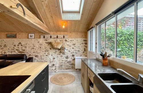 Brem Sur Mer Casa | Maison rénovée, loft artiste, Brem Sur Mer, 3 pers, WIFI - FR-1-231-336