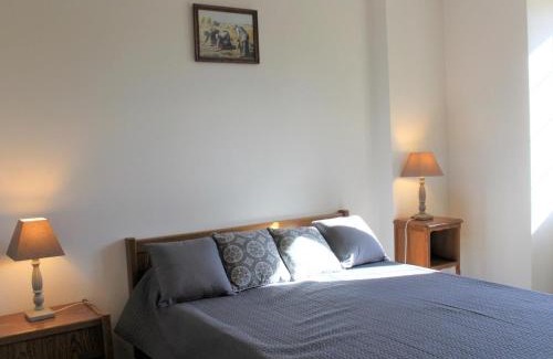 Tamnies Apartamento | Maison rustique près de Sarlat: 4 chambres, jardin, Wi-Fi, activités nature, ferme et lac à proximité - FR-1-616-186