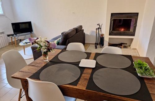 Rustrel Casa | Maison Rustrel entre ocres et lavandes 3 chambres