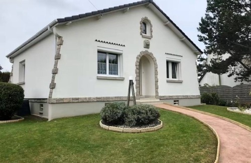 Sainte-Cecile-Plage Casa | Maison Sainte Cécile near beach and shops, pets welcome