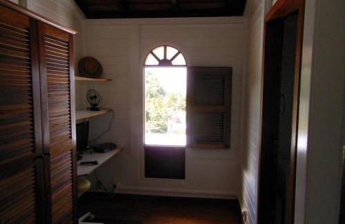 Le Carbet Casa | maison située dans un petit village de pecheur