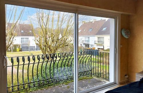 Maurepas Casa | Maison spacieuse a Maurepas avec jardin et terrasse
