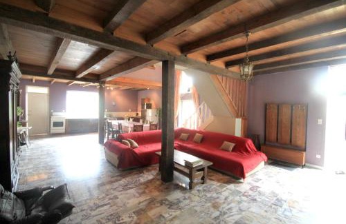 Queyssac Casa | Maison spacieuse au cœur de Queyssac avec jardin