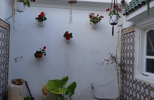 Medina Casa | Maison Style Arabe Avec Patio à Deux pas de la Plage et au Cœur de la Médina