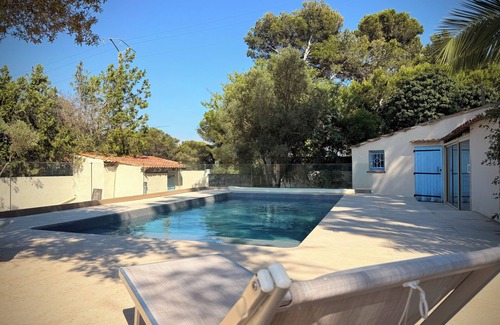 Martigues Casa | Maison Sud: Between sea and vineyards