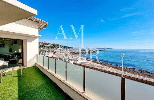 Pointe Croisette Villa | Maison sur la Mer, à 10 Mètres des Plages!