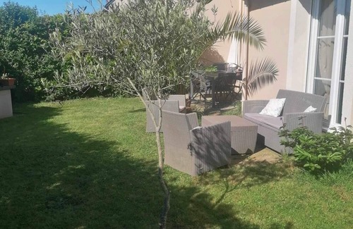 Benouville Casa | Maison Très Bien Agencée Proche Plage du Débarque et Commerces