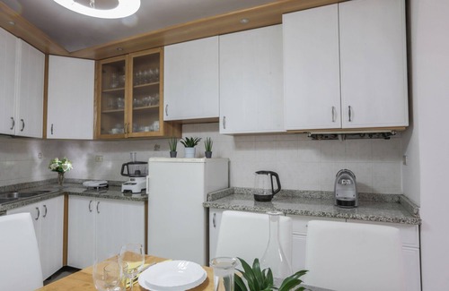 Massa Apartamento | [MAISON TUSCANY] ★ ★ ★ ★ ★ 20 minutes from Forte dei Marmi | Netflix and Comfort