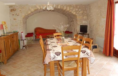 Cangey Casa | Maison vigneronne XIXe, Val de Loire, parking, gîte non fumeur - FR-1-381-126