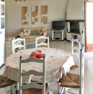 Marine de Saint Ambroggio Casa | Maison Vue Mer à Lumio avec Terrasse et Jardin Clos