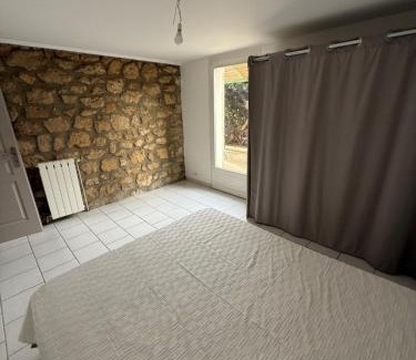 Salon-de-Provence Apartamento | Maisonette avec jardin au calme