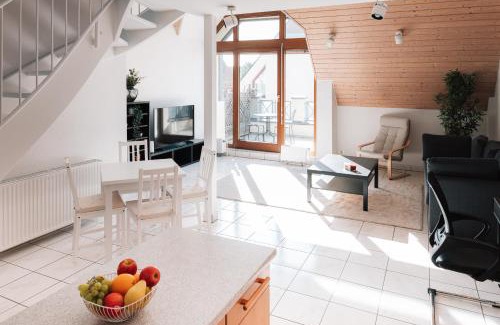 Bernhausen Apartamento | Maisonette-Wohnung Airport Messe Stuttgart - Balkon - Parkplatz