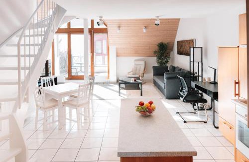 Bernhausen Apartamento | Maisonette-Wohnung Airport Messe Stuttgart - Balkon - Parkplatz