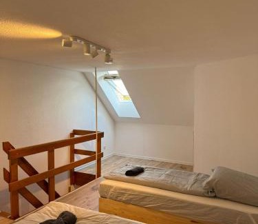 Ahlem-Badenstedt-Davenstedt Apartamento | Maisonette Wohnung auf zwei Ebenen