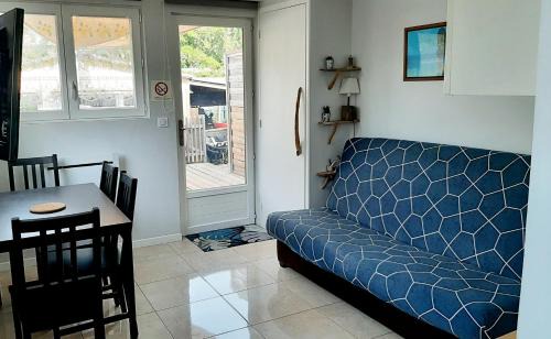 Salles Casa | Maisonnette bois flottés