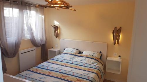 Salles Casa | Maisonnette bois flottés