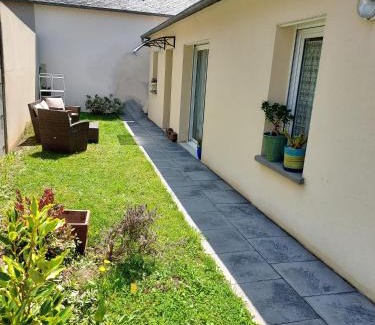 Etables-sur-Mer Casa | Maisonnette centre ville