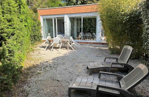 Boulouris-sur-Mer Apartamento | Maisonnette climatisée à 10 m de la plage de la péguière