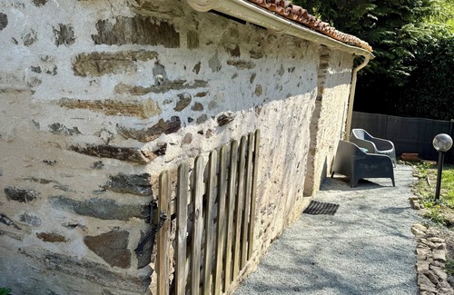 Loge-Fougereuse Casa | Maisonnette facing the animals