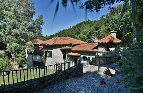 Sande Casa | Maisons des Fleurs