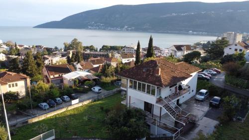 Trebesinj Apartamento | Maja Apartman