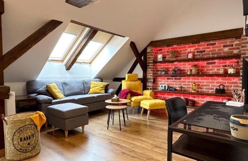 Komarno Apartamento | MAJA Premium Loft Apartment in historical city center