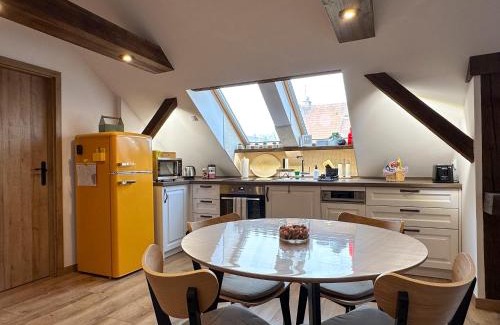 Komarno Apartamento | MAJA Premium Loft Apartment in historical city center