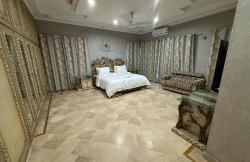 D.H.A. Casa | Majestic BnB