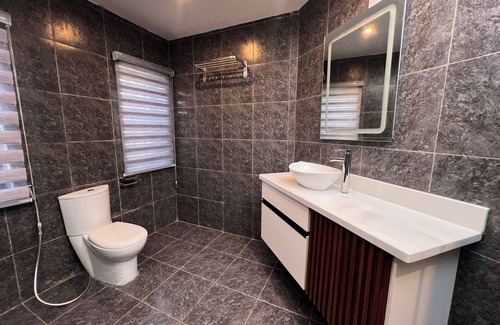 Ikoyi Hotel | Majestic Courts