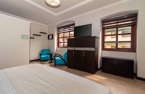 Cuenca Hotel | Majestic II by Bustamante Hotels