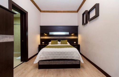Cuenca Hotel | Majestic II by Bustamante Hotels