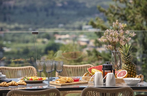 Yenion Apartamento | Majestic Luxury Villas