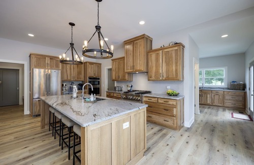 Lebanon Casa | Majestic Manor-Private Hundred Acre Yard-Pool/Spa